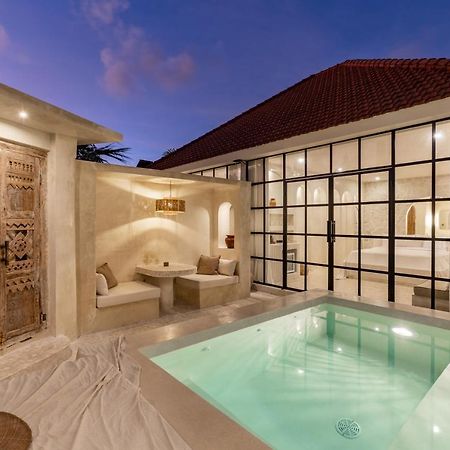 Luxe & Unique Honeymoon Bocami Suites- 2 By Azure Kerobokan Extérieur photo